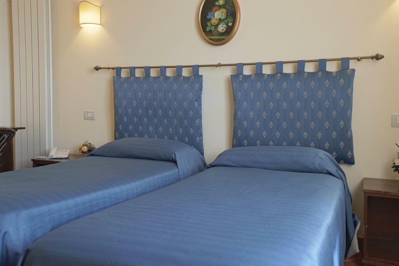 Pigna D'Oro Country Hotel Santo Stefano Quisquina Exteriér fotografie