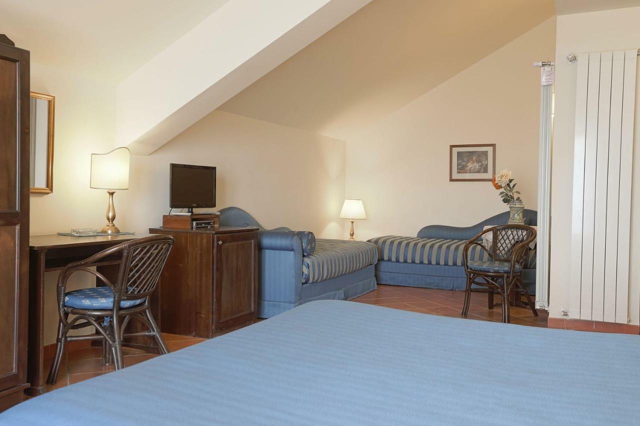 Pigna D'Oro Country Hotel Santo Stefano Quisquina Exteriér fotografie