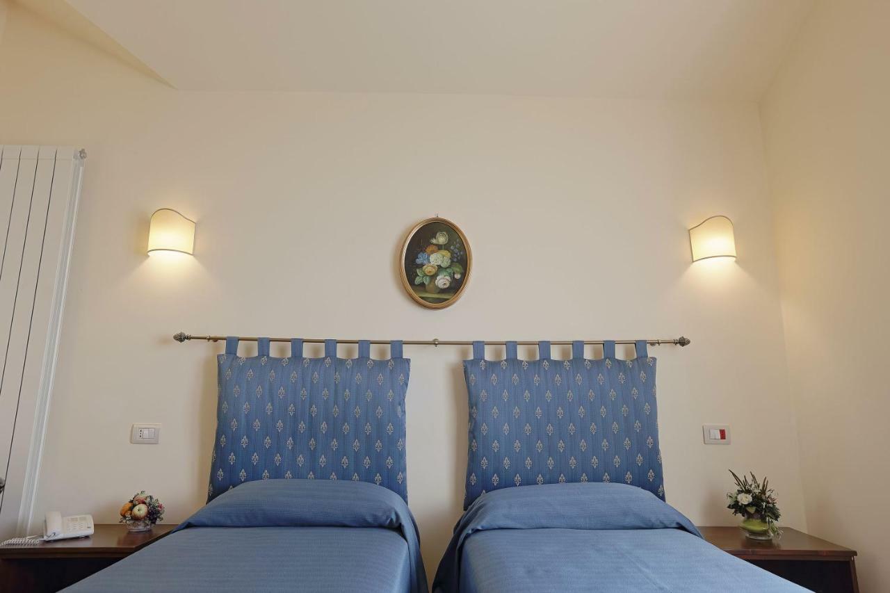 Pigna D'Oro Country Hotel Santo Stefano Quisquina Exteriér fotografie