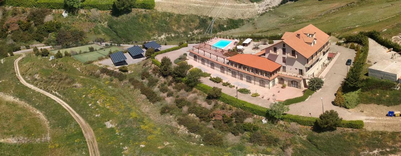 Pigna D'Oro Country Hotel Santo Stefano Quisquina Exteriér fotografie